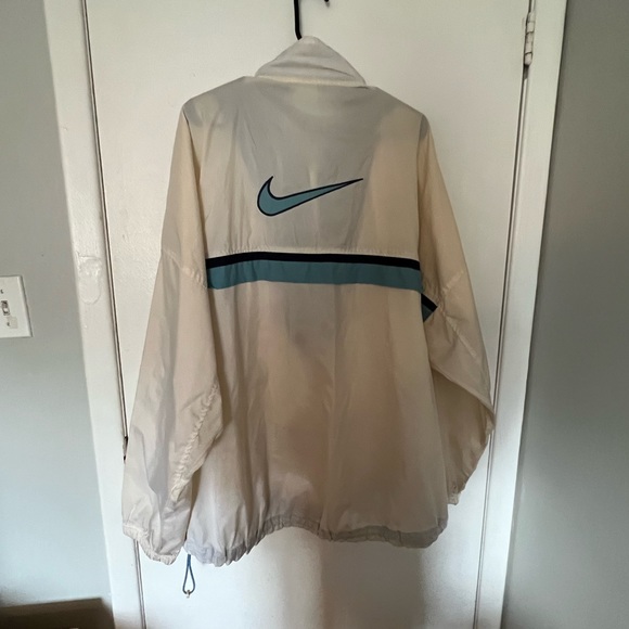 Vintage Men’s Nike Windbreaker - Picture 2 of 5